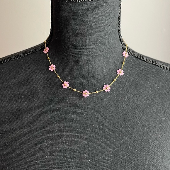 Floral Bead Necklace - Picture 2 of 2